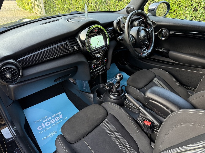 MINI 2.0 Cooper S Sport Hatchback 3dr Petrol Manual Euro 6 (s/s) (192 ps)