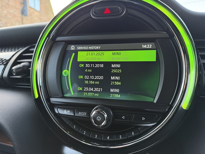 MINI 2.0 Cooper S Sport Hatchback 3dr Petrol Manual Euro 6 (s/s) (192 ps)