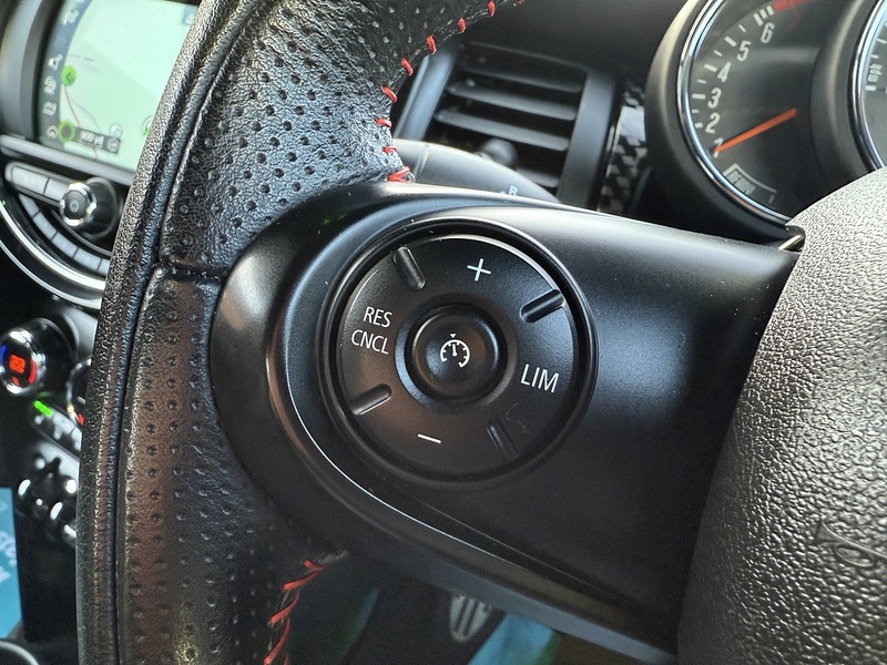 MINI 2.0 Cooper S Sport Hatchback 3dr Petrol Manual Euro 6 (s/s) (192 ps)