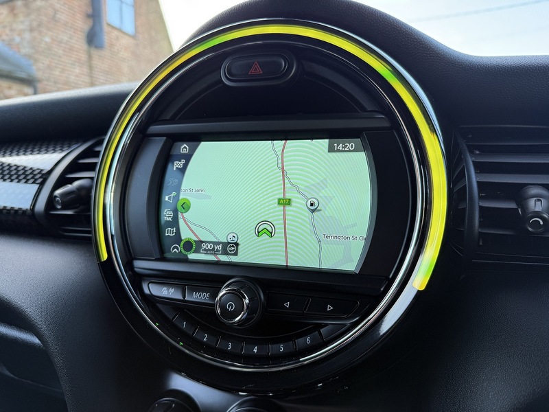 MINI 2.0 Cooper S Sport Hatchback 3dr Petrol Manual Euro 6 (s/s) (192 ps)