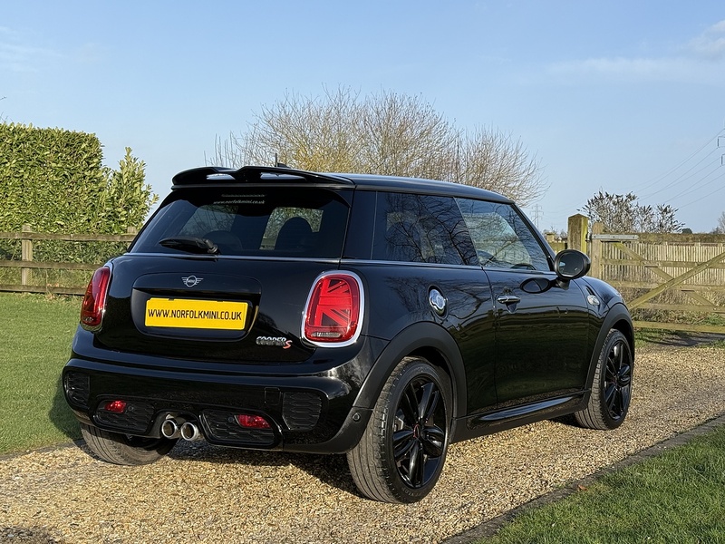 MINI 2.0 Cooper S Sport Hatchback 3dr Petrol Manual Euro 6 (s/s) (192 ps)