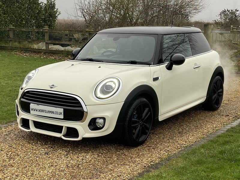 MINI 1.5 Cooper Sport Hatchback 3dr Petrol Steptronic Euro 6 (s/s) (136 ps)