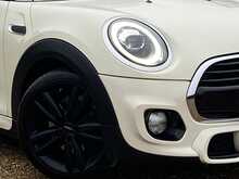 2019 (19) Mini Cooper Sport Auto 3 Door