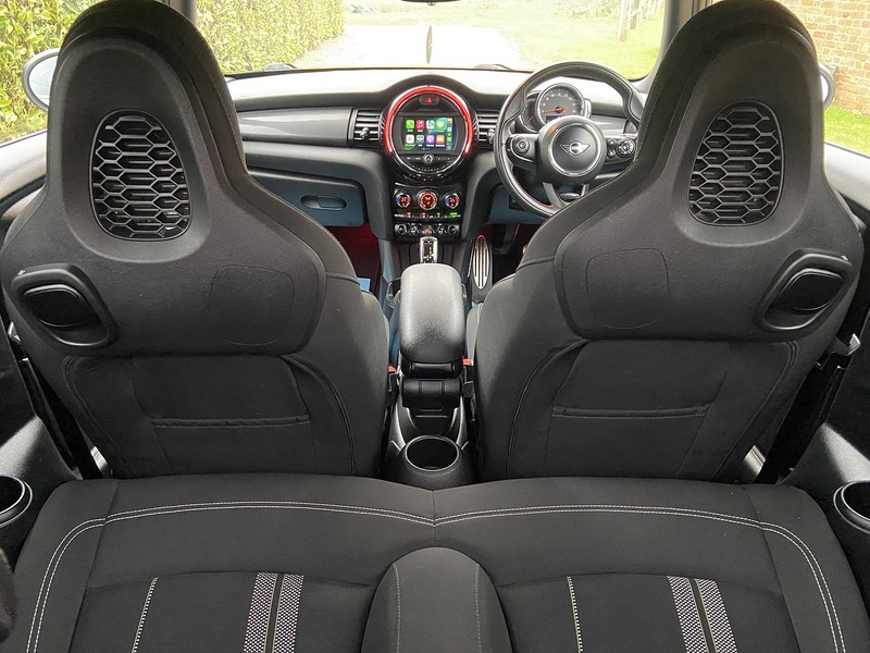 MINI 1.5 Cooper Sport Hatchback 3dr Petrol Steptronic Euro 6 (s/s) (136 ps)