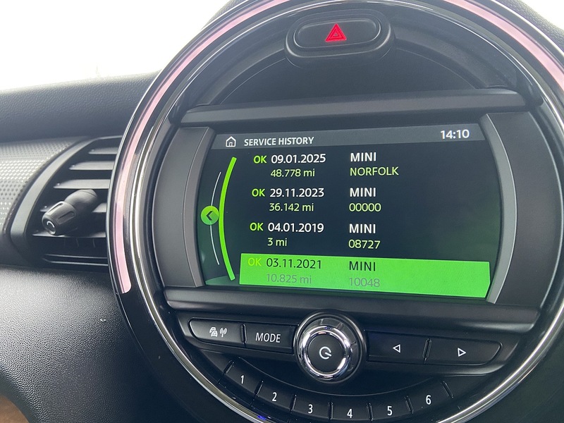 MINI 1.5 Cooper GPF Hatchback 3dr Petrol Steptronic Euro 6 (s/s) (136 ps)