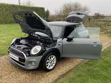 2018 (68) Mini Cooper 3 Door Auto