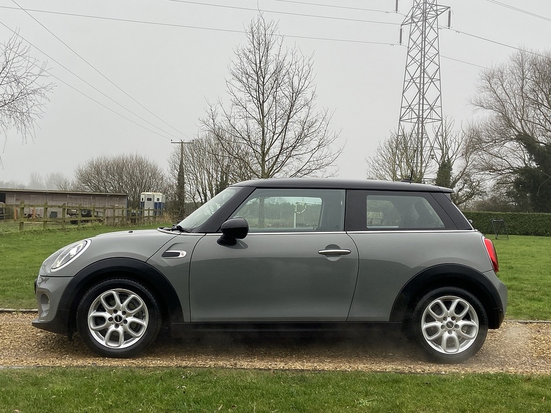 MINI 1.5 Cooper GPF Hatchback 3dr Petrol Steptronic Euro 6 (s/s) (136 ps)