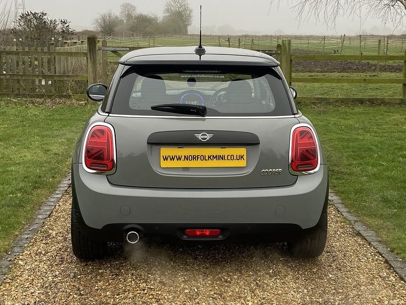 MINI 1.5 Cooper GPF Hatchback 3dr Petrol Steptronic Euro 6 (s/s) (136 ps)