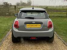2018 (68) Mini Cooper 3 Door Auto