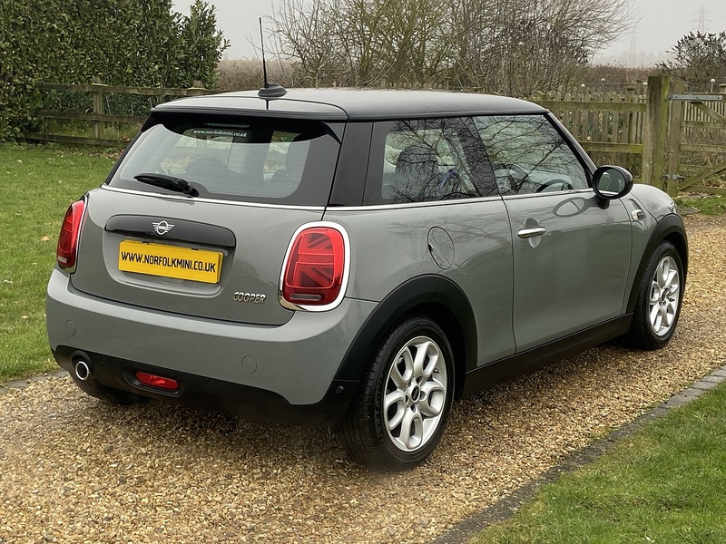 MINI 1.5 Cooper GPF Hatchback 3dr Petrol Steptronic Euro 6 (s/s) (136 ps)