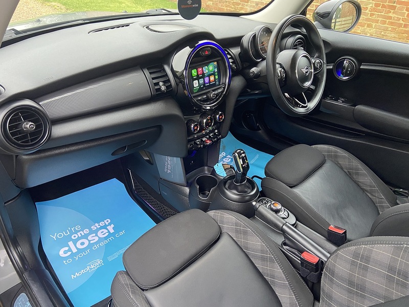 MINI 1.5 Cooper GPF Hatchback 3dr Petrol Steptronic Euro 6 (s/s) (136 ps)