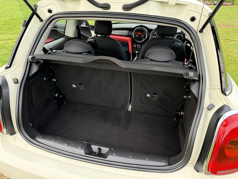 MINI 1.2 One Hatchback 3dr Petrol Manual Euro 6 (s/s) (102 ps)