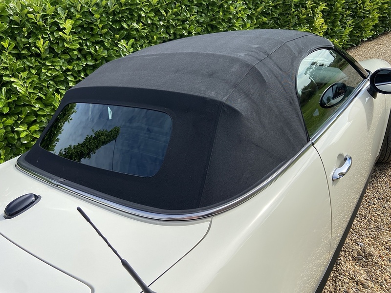 MINI Cooper S Convertible 1.6 Manual Petrol