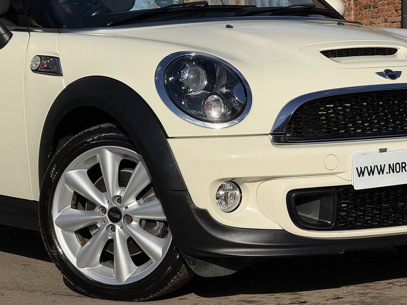 MINI Cooper S Convertible 1.6 Manual Petrol