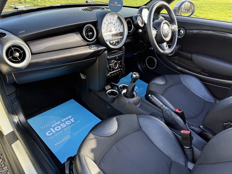 MINI Cooper S Convertible 1.6 Manual Petrol