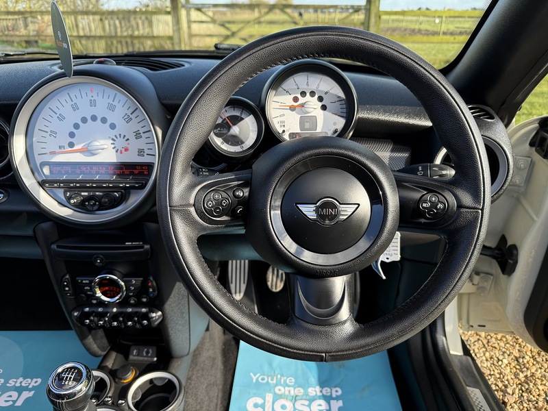 MINI Cooper S Convertible 1.6 Manual Petrol