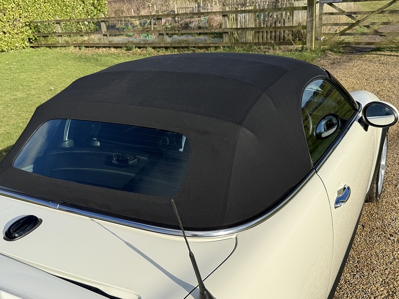 MINI Cooper S Convertible 1.6 Manual Petrol