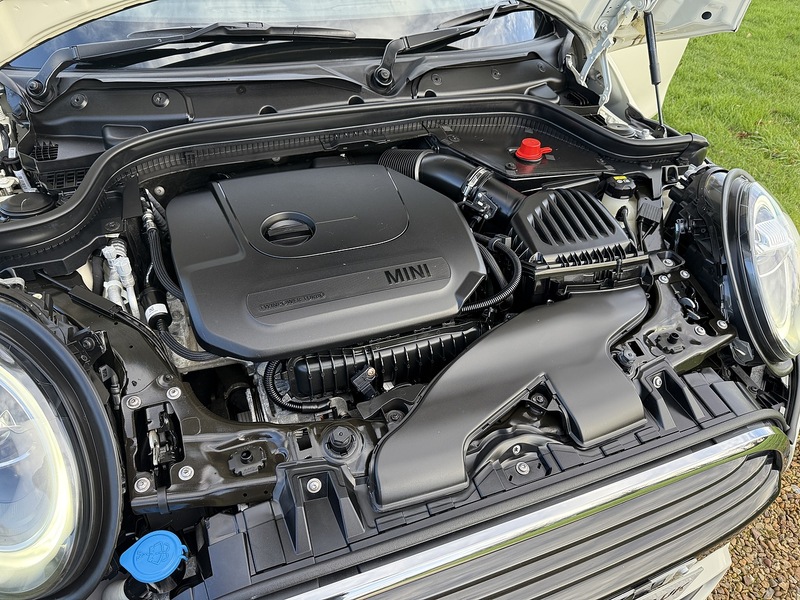 MINI 1.5 Cooper Sport Hatchback 5dr Petrol Steptronic Euro 6 (s/s) (136 ps)