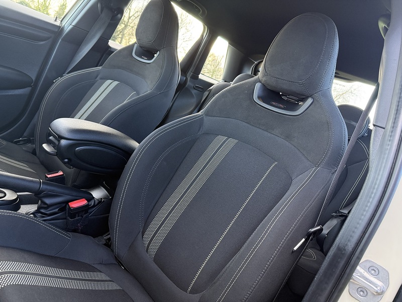 MINI 1.5 Cooper Sport Hatchback 5dr Petrol Steptronic Euro 6 (s/s) (136 ps)