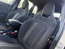 2020 (20) Mini Cooper Sport 5 Door Auto