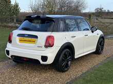 2020 (20) Mini Cooper Sport 5 Door Auto