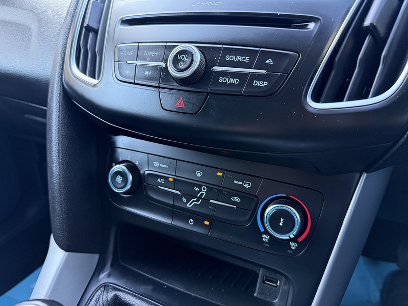 Ford 1.5 TDCi Zetec Hatchback 5dr Diesel Manual Euro 6 (s/s) (120 ps)