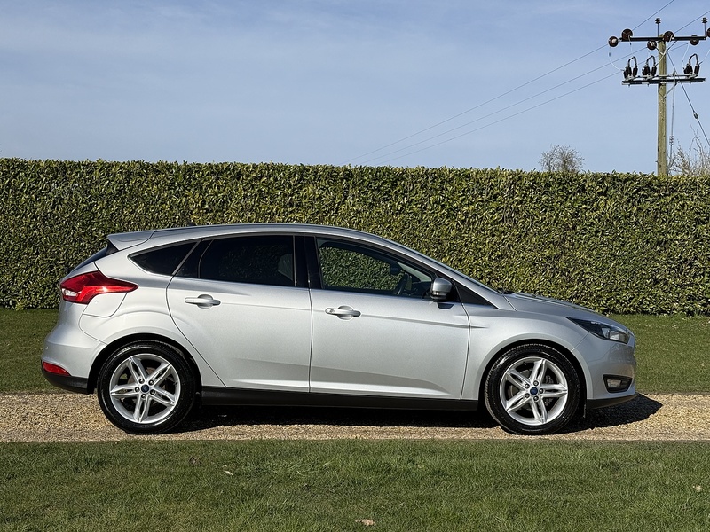 Ford 1.5 TDCi Zetec Hatchback 5dr Diesel Manual Euro 6 (s/s) (120 ps)