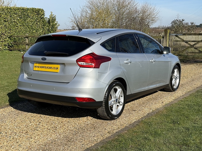 Ford 1.5 TDCi Zetec Hatchback 5dr Diesel Manual Euro 6 (s/s) (120 ps)