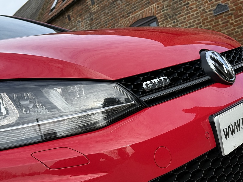 Volkswagen 2.0 TDI BlueMotion Tech GTD Hatchback 5dr Diesel Manual Euro 6 (s/s) (184 ps)