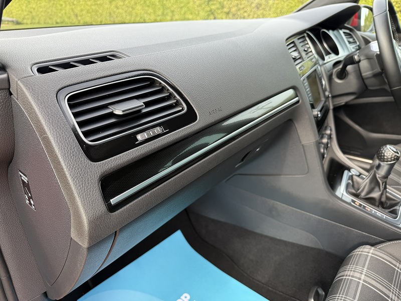 Volkswagen 2.0 TDI BlueMotion Tech GTD Hatchback 5dr Diesel Manual Euro 6 (s/s) (184 ps)