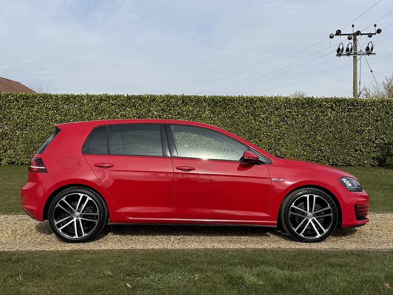 Volkswagen 2.0 TDI BlueMotion Tech GTD Hatchback 5dr Diesel Manual Euro 6 (s/s) (184 ps)