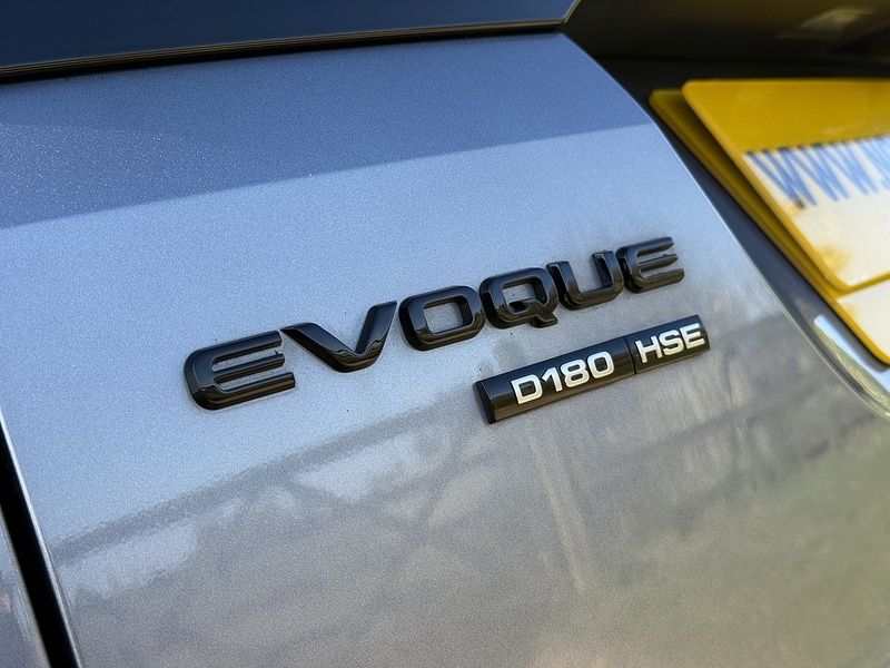 Land Rover 2.0 D180 R-Dynamic HSE SUV 5dr Diesel Auto 4WD Euro 6 (s/s) (180 ps)