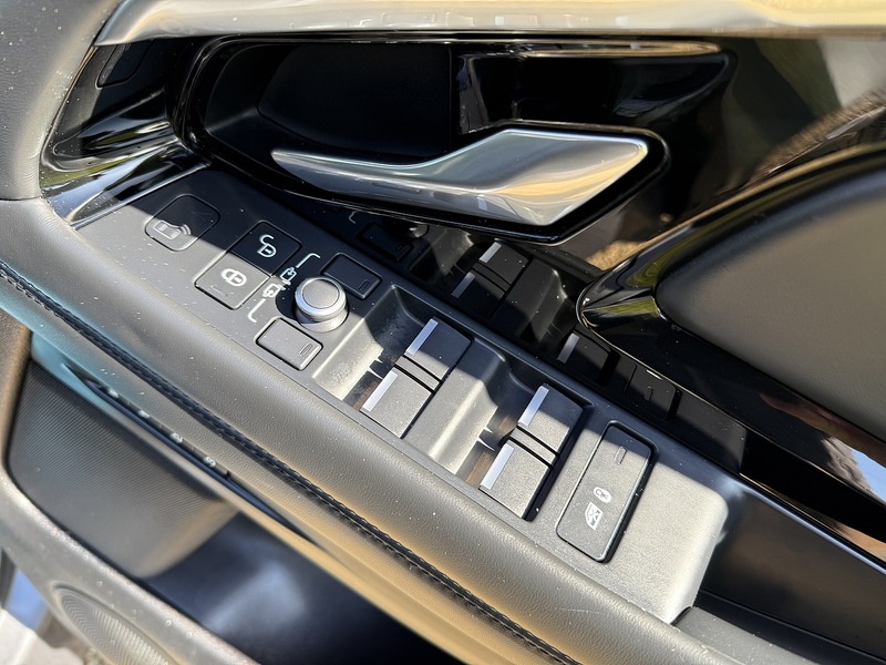 Land Rover 2.0 D180 R-Dynamic HSE SUV 5dr Diesel Auto 4WD Euro 6 (s/s) (180 ps)