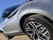 2019 (69) Range Rover Evoque 2.0D 180 R-Dynamic HSE