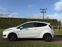 2017 (17) Ford Fiesta Titanium 1.0 Ecoboost
