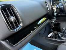 2020 (70) Mini Countryman Cooper S Classic