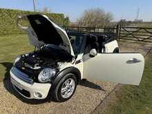 2013 (13) Mini One Convertible (Pepper Pack)