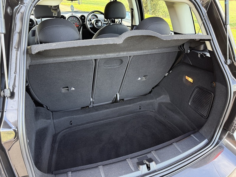 MINI 1.6 Cooper D SUV 5dr Diesel Manual Euro 5 (s/s) (112 ps)