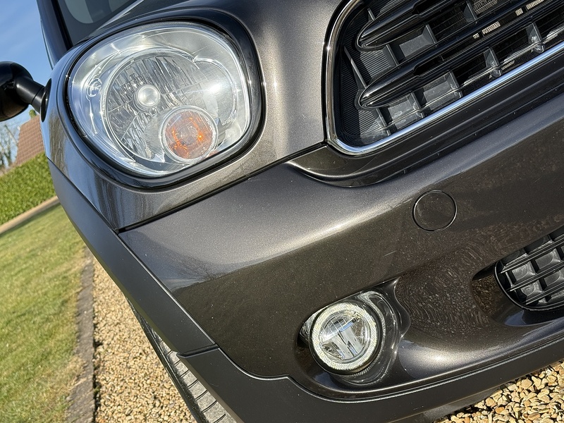 MINI 1.6 Cooper D SUV 5dr Diesel Manual Euro 5 (s/s) (112 ps)