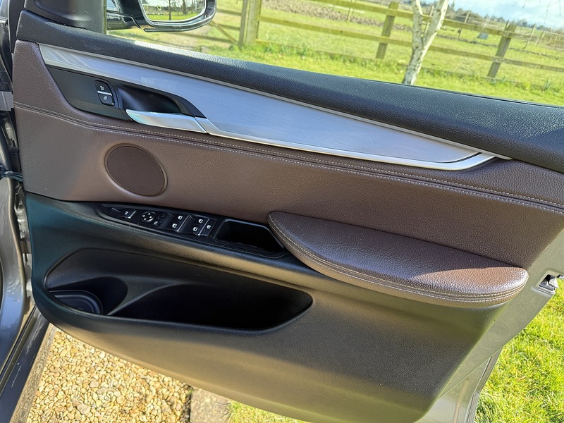 BMW 3.0 30d M Sport SUV 5dr Diesel Auto xDrive Euro 6 (s/s) (258 ps)