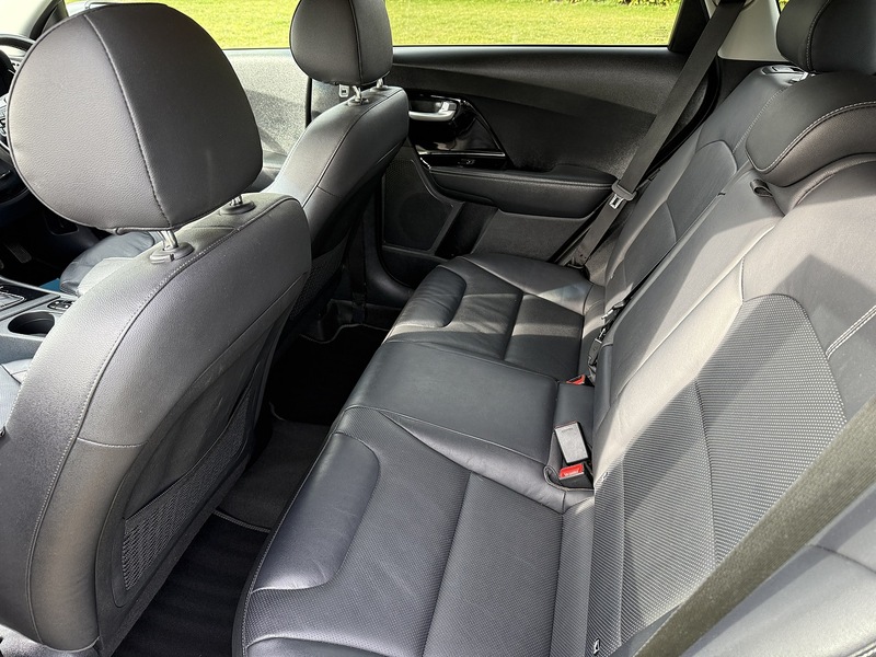 Kia h GDi 3 SUV 1.6 Automatic Petrol Hybrid