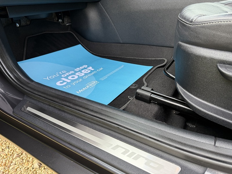 Kia h GDi 3 SUV 1.6 Automatic Petrol Hybrid