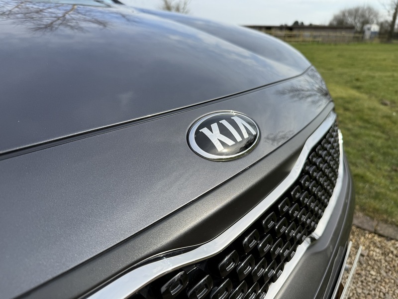 Kia h GDi 3 SUV 1.6 Automatic Petrol Hybrid