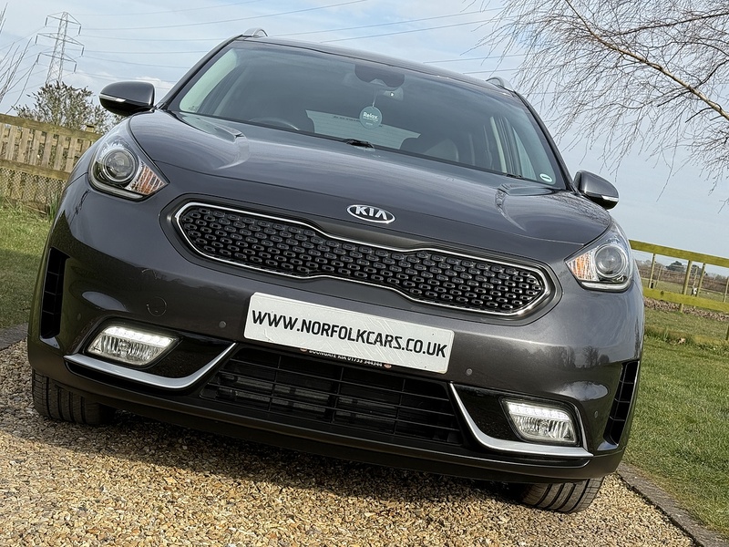 Kia h GDi 3 SUV 1.6 Automatic Petrol Hybrid