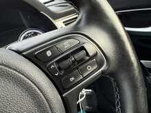 2018 (18) Kia Niro Gdi 3 Auto Hybrid