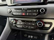 2018 (18) Kia Niro Gdi 3 Auto Hybrid