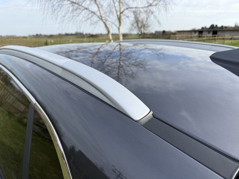 Kia h GDi 3 SUV 1.6 Automatic Petrol Hybrid