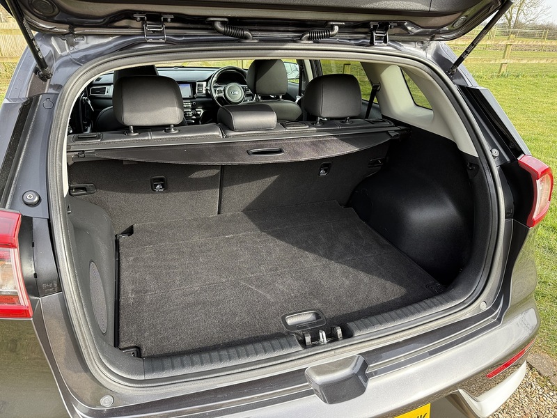 Kia h GDi 3 SUV 1.6 Automatic Petrol Hybrid