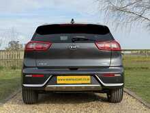 2018 (18) Kia Niro Gdi 3 Auto Hybrid