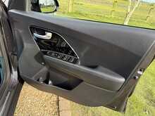 2018 (18) Kia Niro Gdi 3 Auto Hybrid